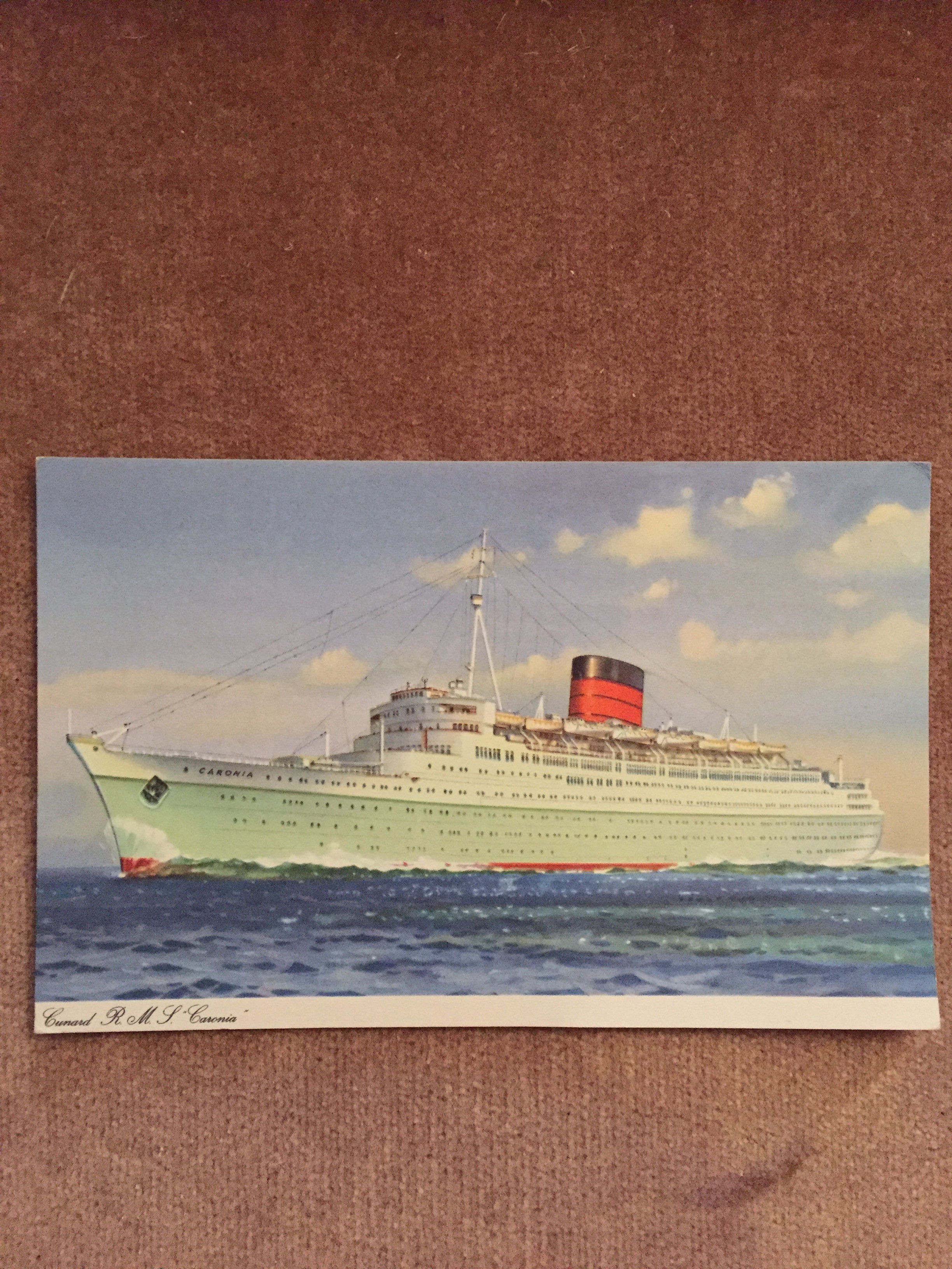 UNUSED COLOUR POSTCARD FROM THE OLD CUNARD LINE VESSEL THE RMS CARONIA
