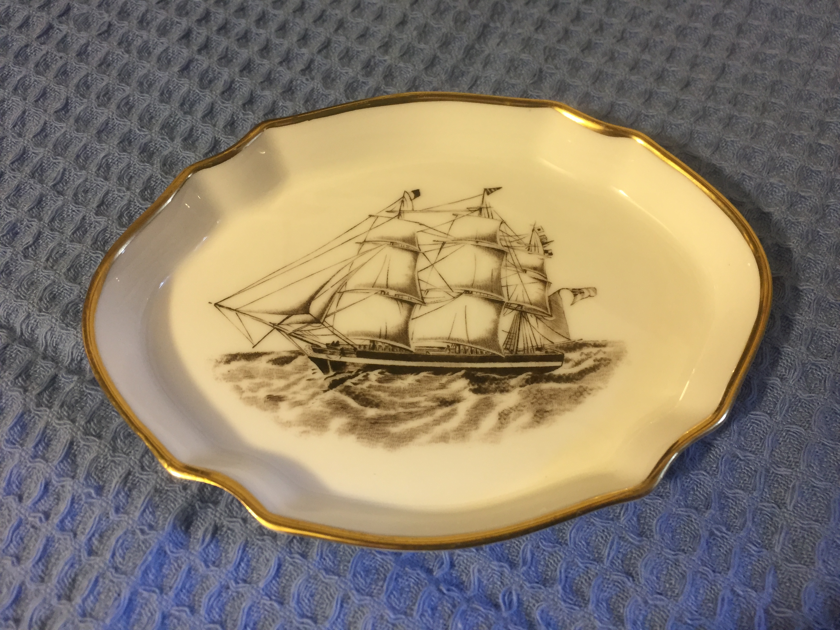 SOUVENIR DISH FROM THE BROCKLEBANK LINE