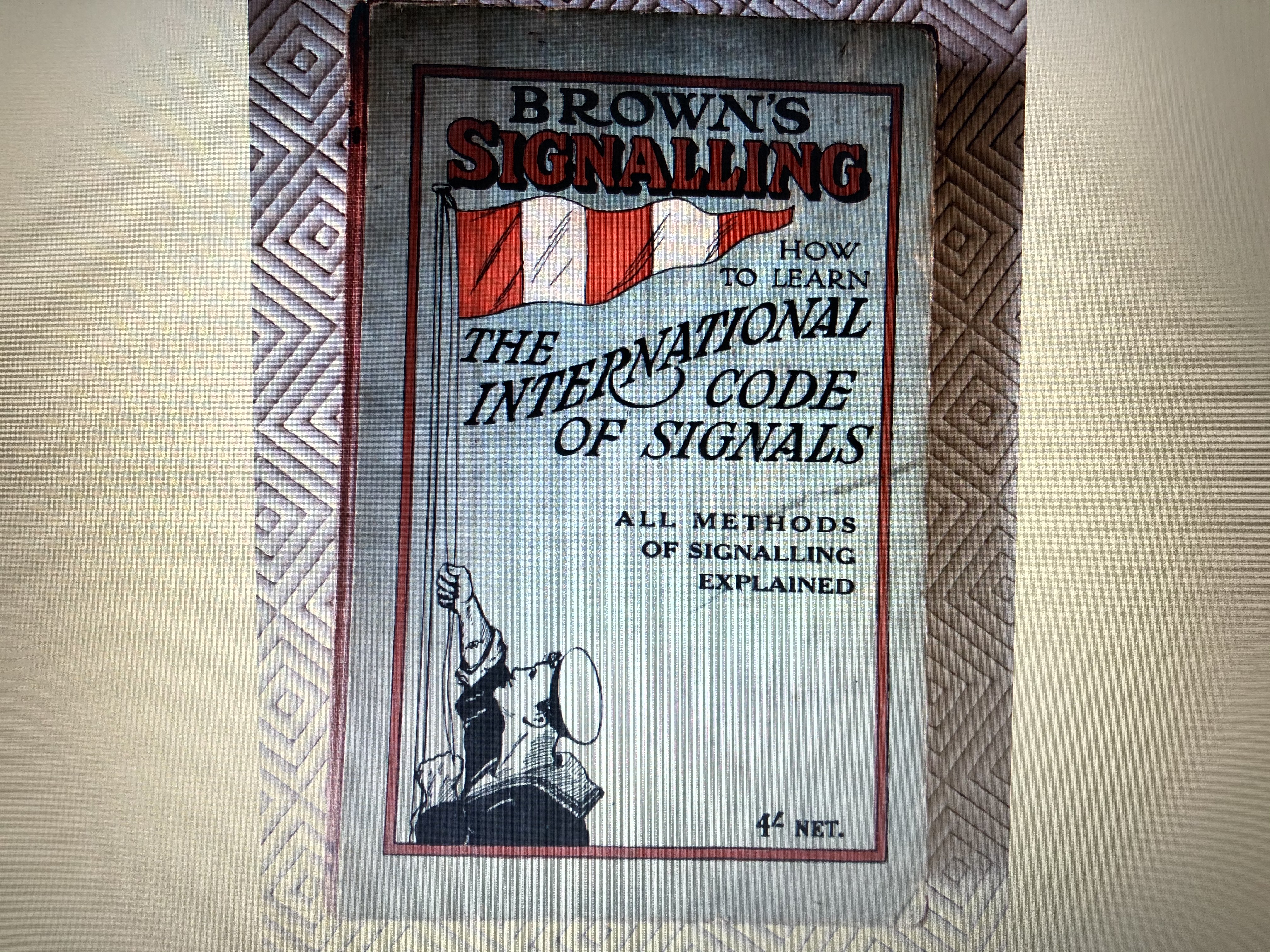 ORIGINAL EARLY EDITION BOOK FROM 1941 ENTITLED BROWN'S SIGNALLING