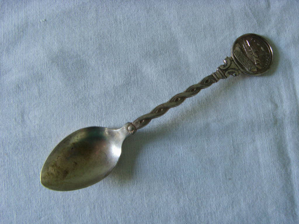 SOUVENIR SILVER PLATED SPOON FROM THE VESSEL CUNARD PRINCESS