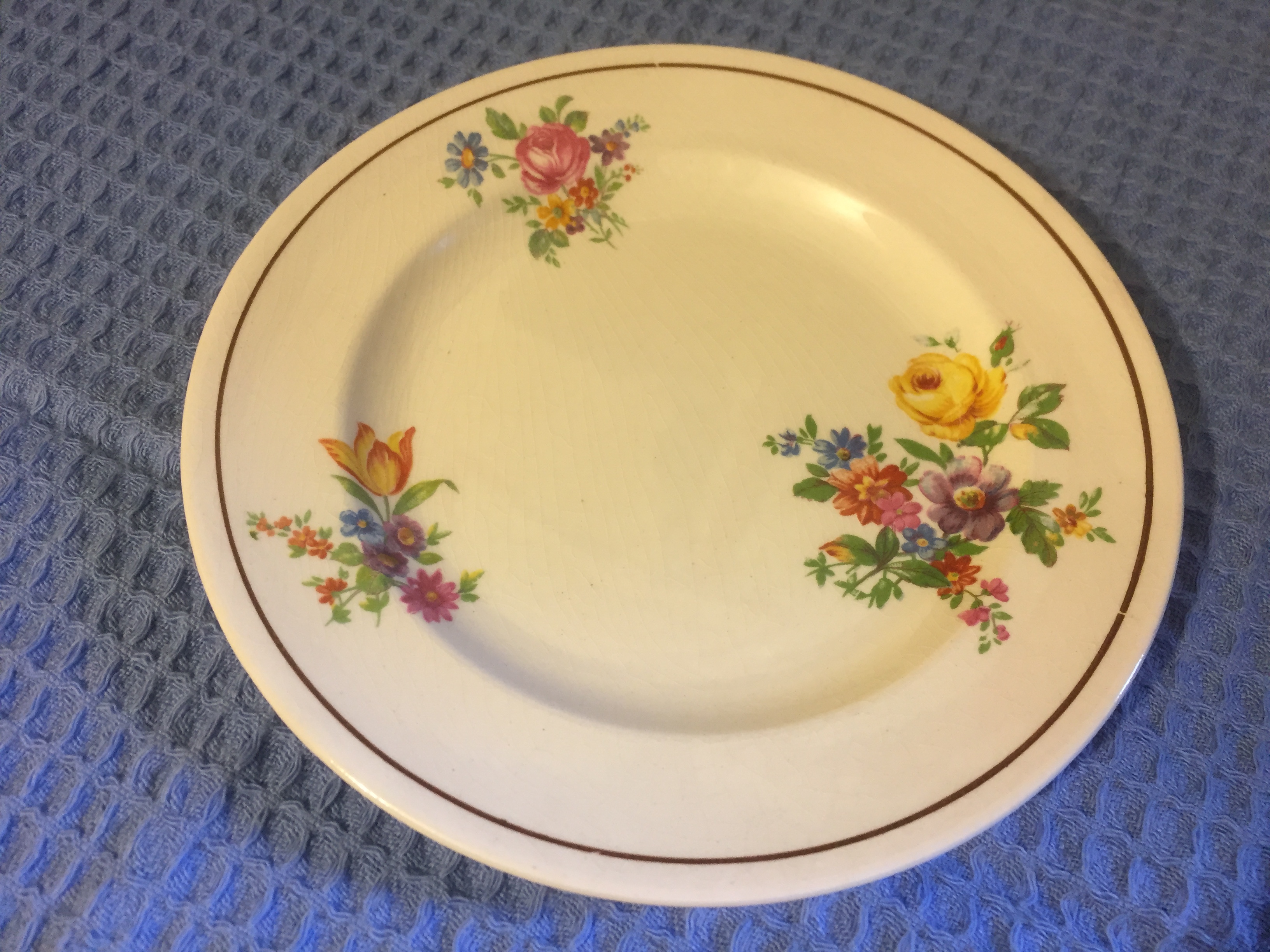 ORIGINAL DESIGN DINING SIDE PLATE FROM THE DONALDSON LINE
