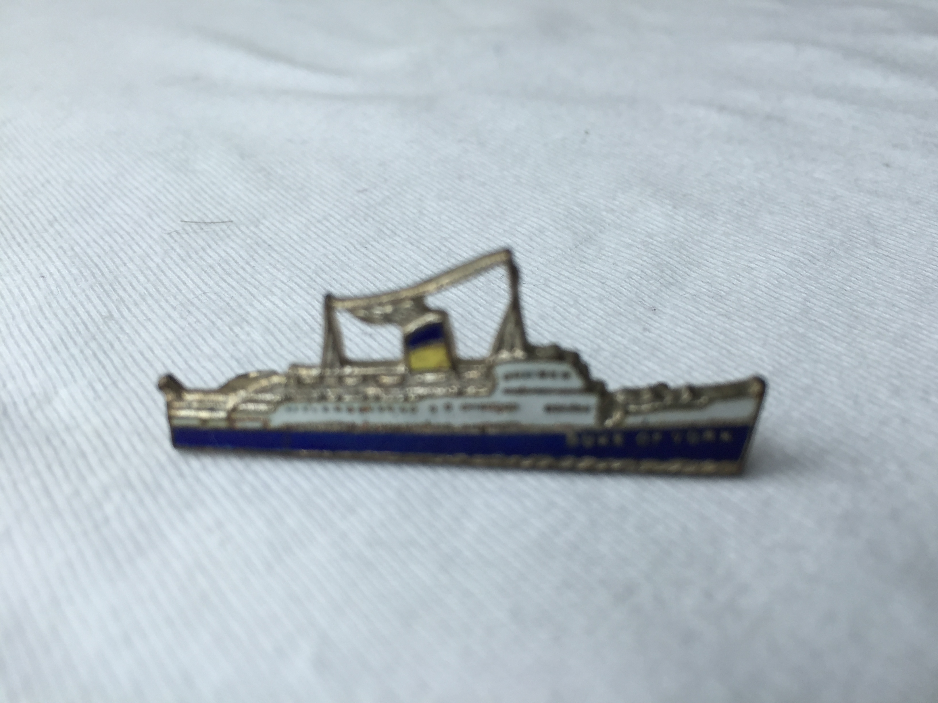 SHIP SHAPE LAPEL PIN FROM THE HARWICH HOOK FERRY VESSEL THE DUKE OF YORK