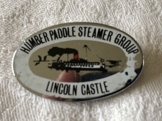 VERY RARE TO FIND OLD LAPEL BADGE FROM THE HUMBER PADDLE STEAMER GROUP VESSEL LINCOLN CASTLE