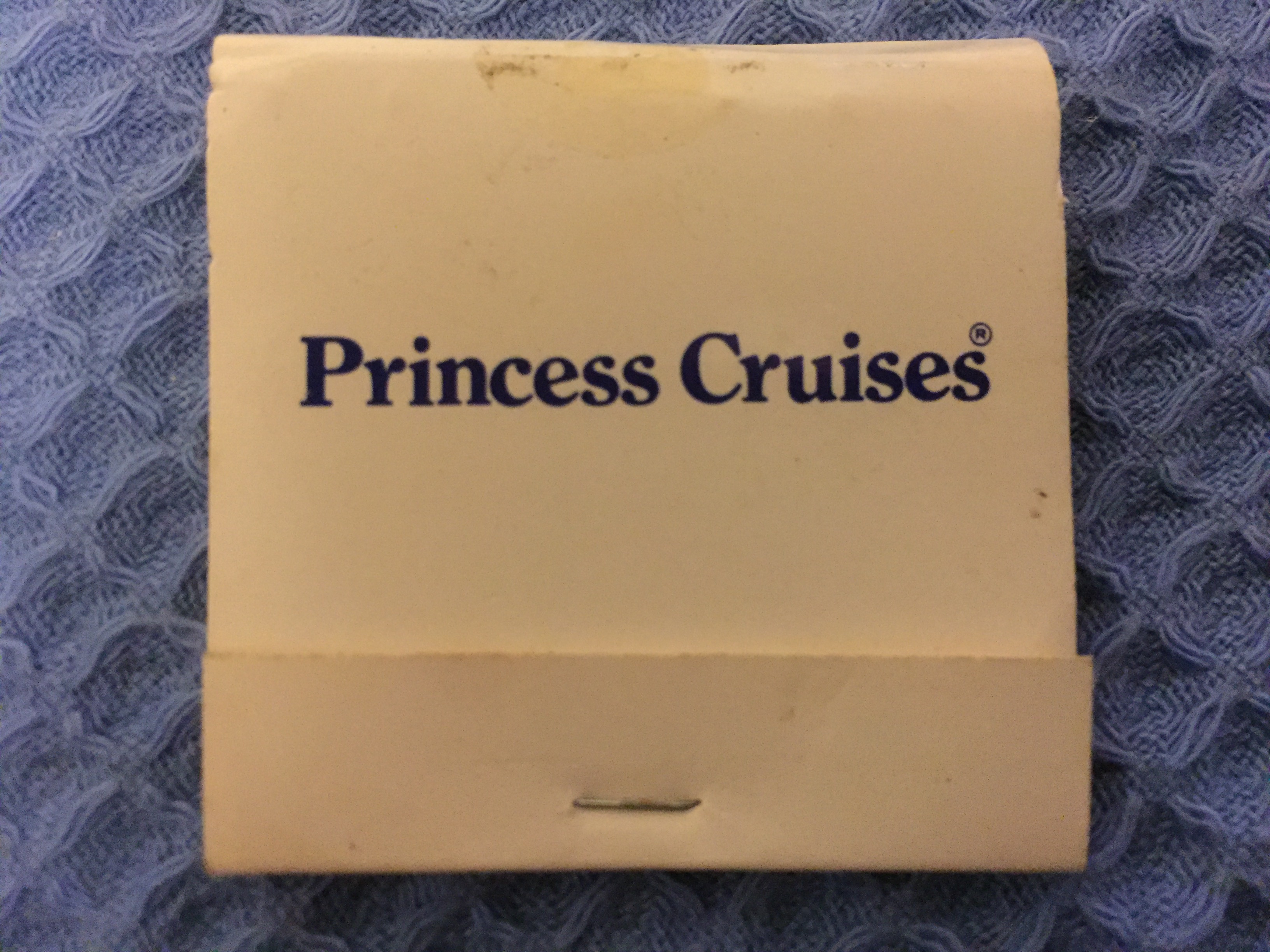 UNUSED FLAT PACK BOX OF MATCHES FROM THE PRINCESS CRUISES LINE 