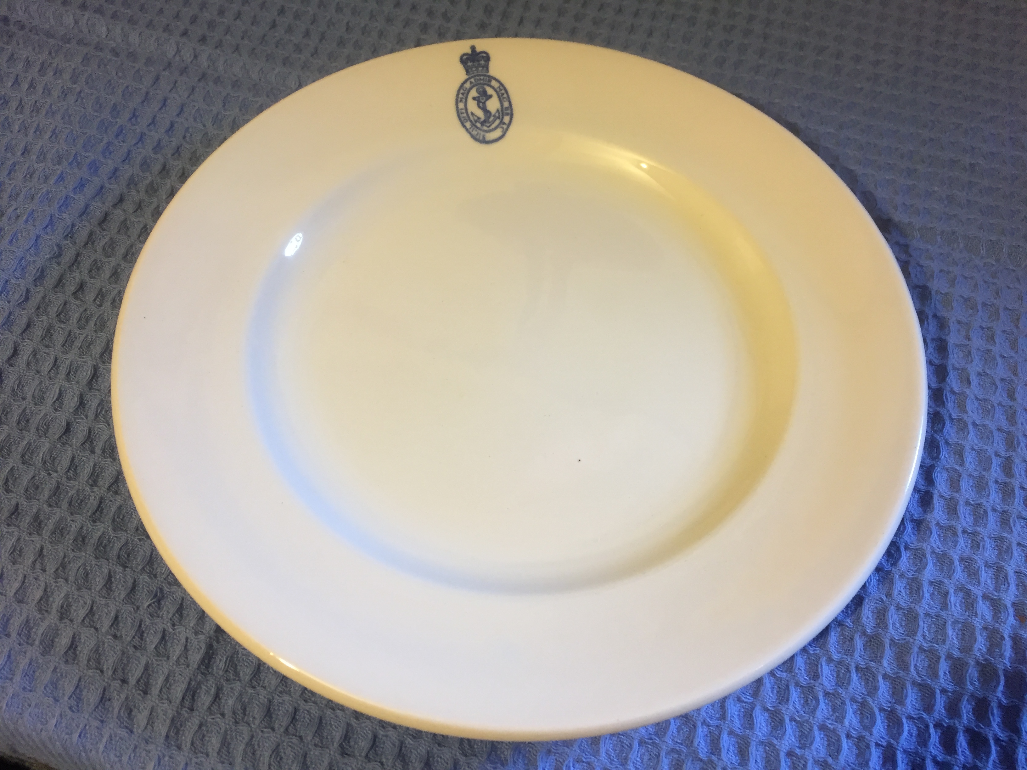ORIGINAL ROYAL NAVY AS USED IN SERVICE EARLY TYPE DINING PLATE