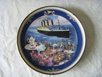 TITANIC SOUVENIR PLATE FROM A LIMITED EDITION COLLECTION BY JAMES GRIFFIN