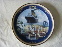 TITANIC SOUVENIR PLATE FROM A LIMITED EDITION COLLECTION BY JAMES GRIFFIN