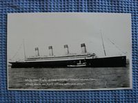BLACK AND WHITE PHOTOGRAPH COPY OF THE TITANIC AT SEA