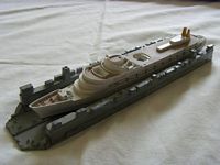 EARLY TRIANG MODEL METAL FLOATING DOCK WITH CRUISE SHIP