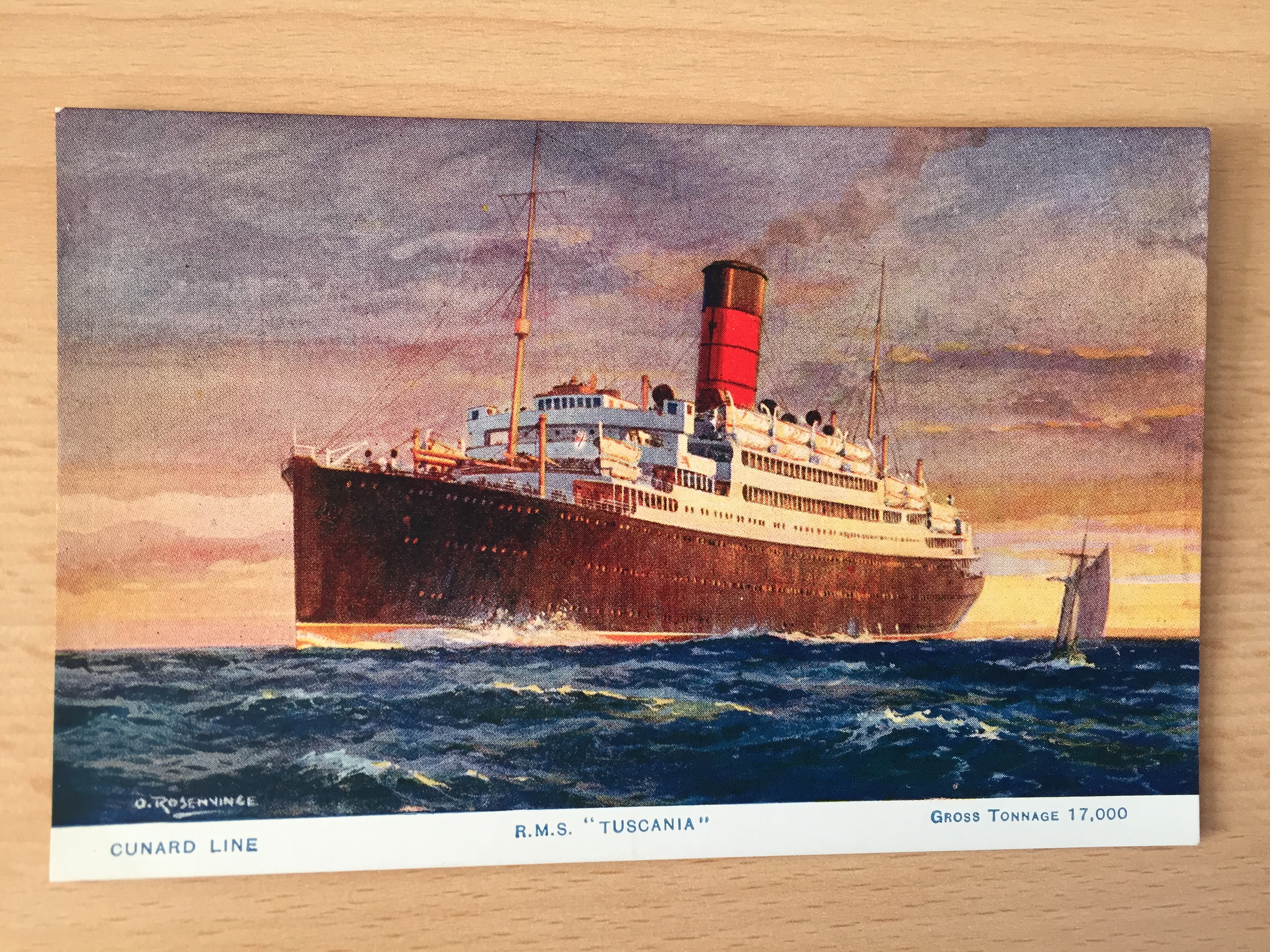 COLOUR POSTCARD OF THE CUNARD LINE VESSEL THE RMS TUSCANIA