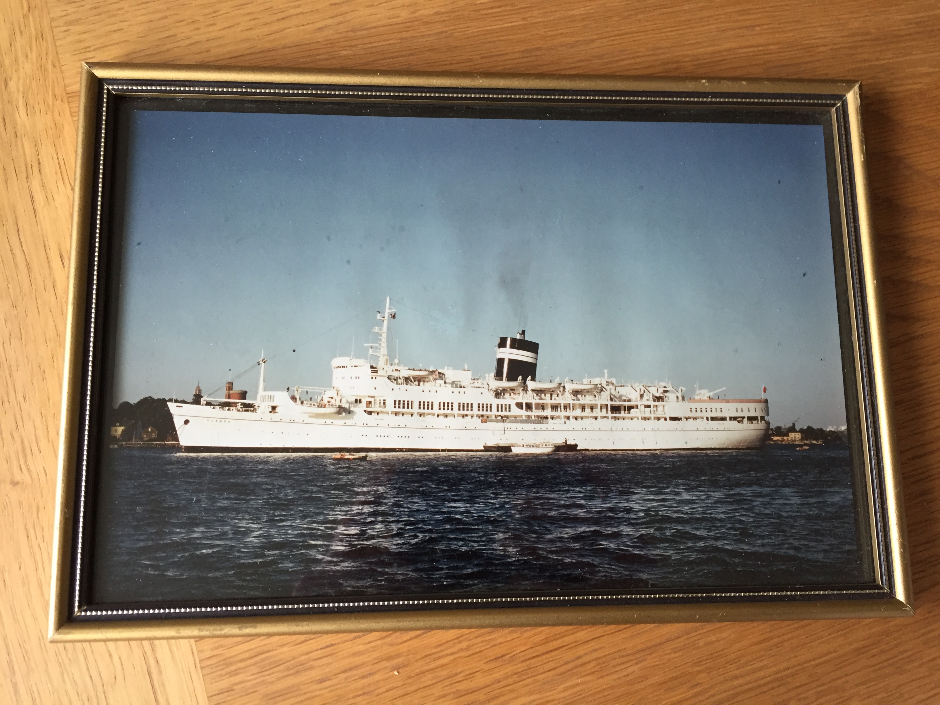 EARLY FRAMED PICTURE OF THE BRITISH INDIA STEAM NAVIGATION COMPANY LINE VESSEL THE SS UGANDA 1947-1983