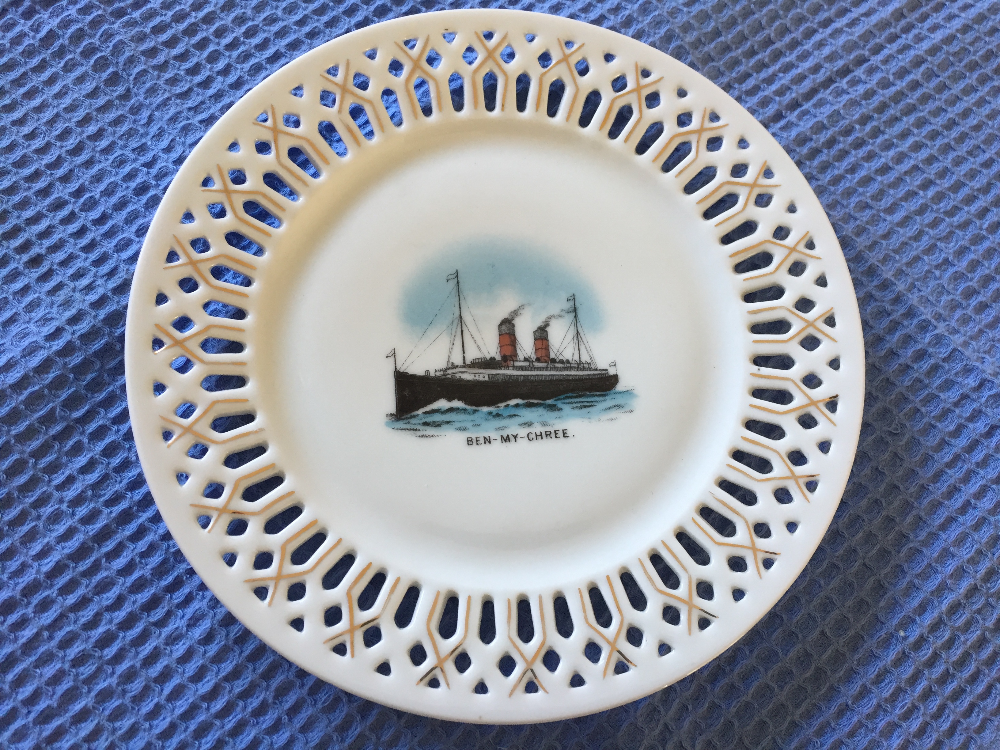 SOUVENIR PLATE FROM THE FERRY VESSEL THE BEN MY CHREE