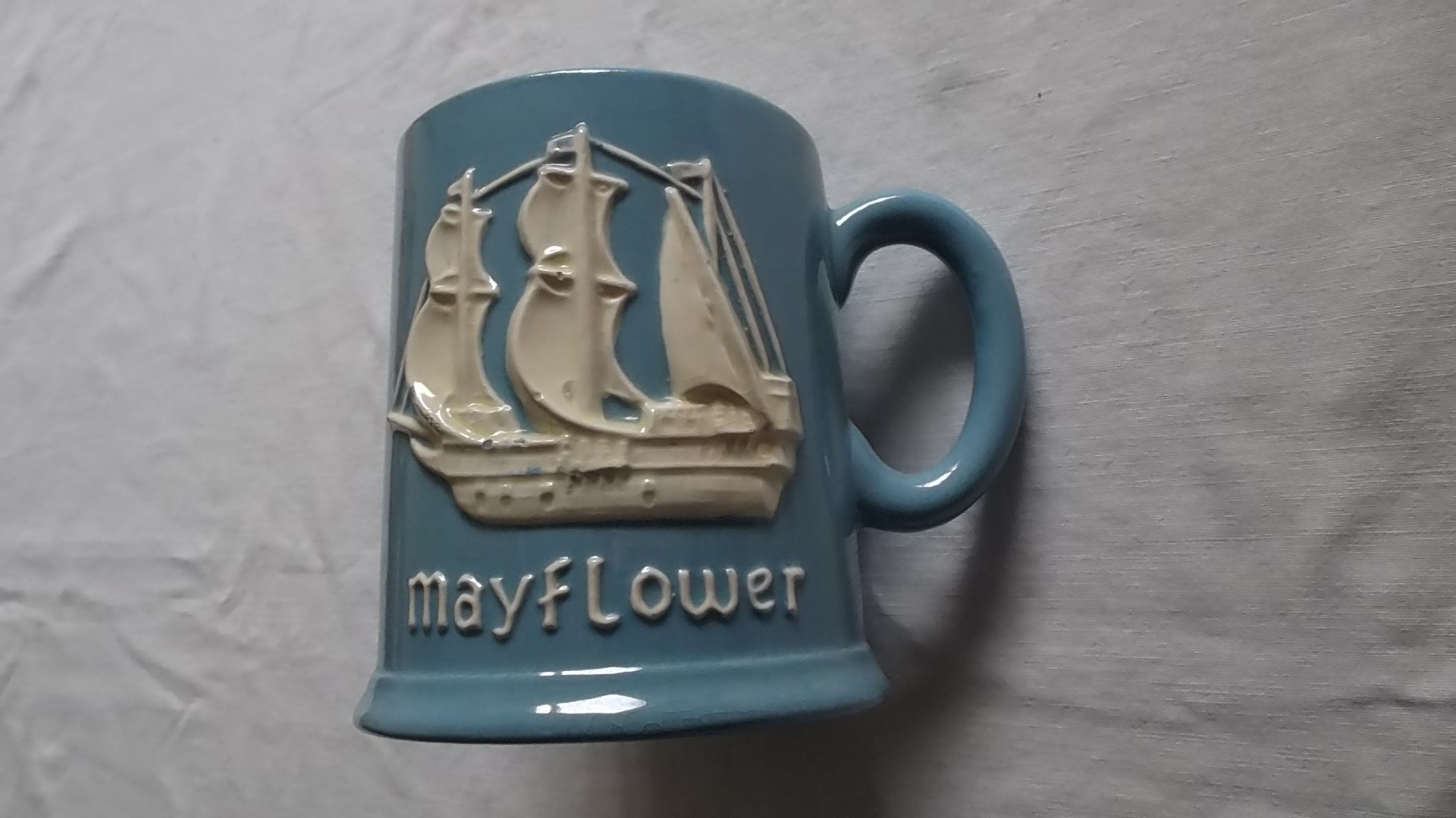 SOUVENIR CHINA MUG FROM THE VESSEL THE MAYFLOWER