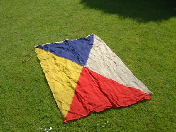 P&O FLAG BELIEVED TO BE FROM THE FALKLANDS WAR AND THE SS CANBERRA