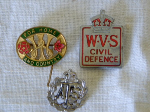 SET OF 3 ORIGINAL WARTIME BADGES FROM WW2