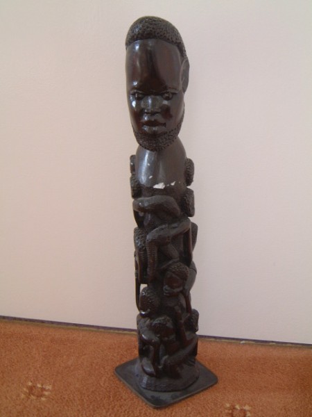 EARLY EXAMPLE OF A HAND CARVED HARDWOOD MASAI FIGURE