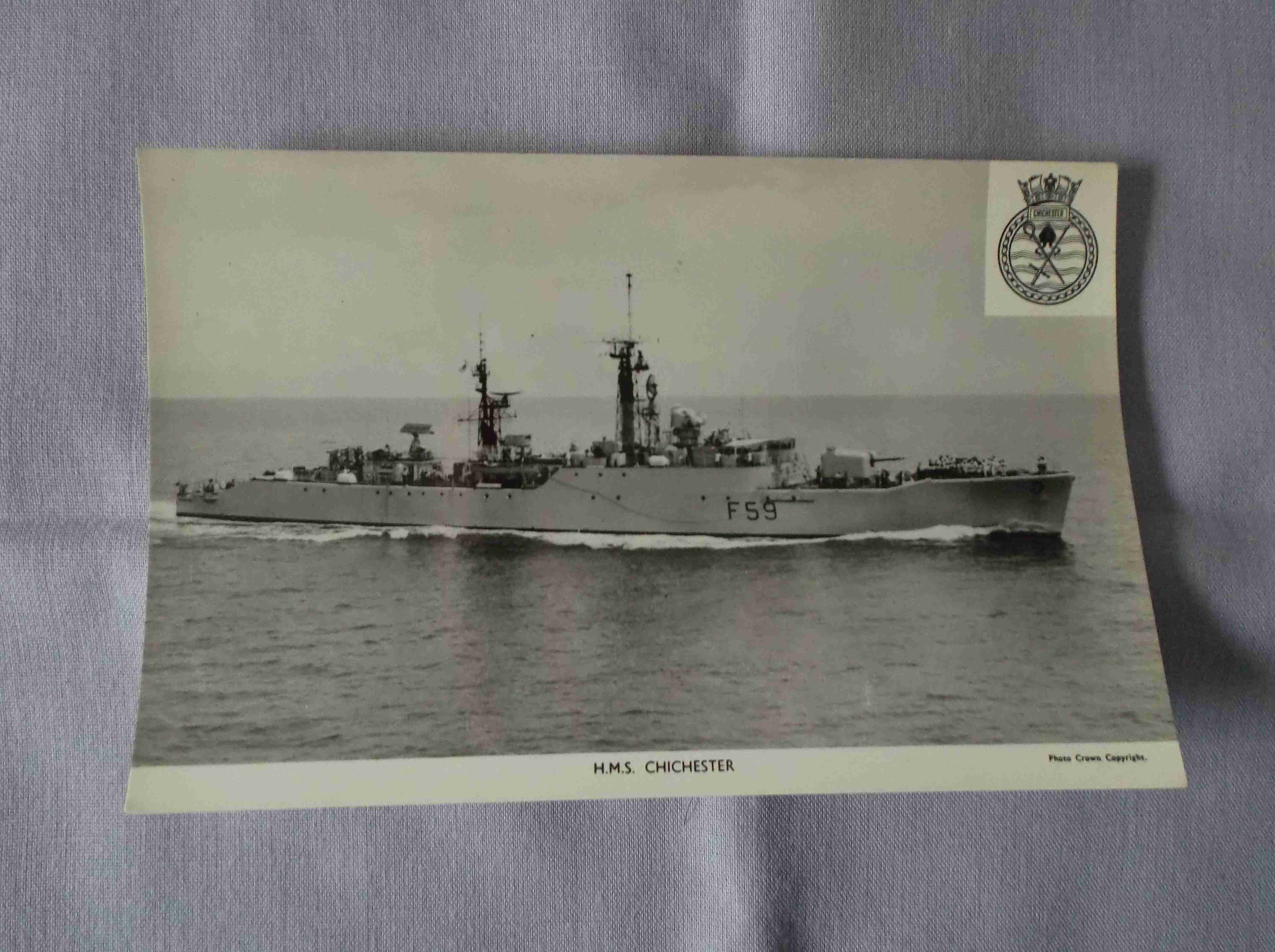 POSTCARD SIZE PHOTOGRAPH OF THE ROYAL NAVAL VESSEL HMS CHICHESTER