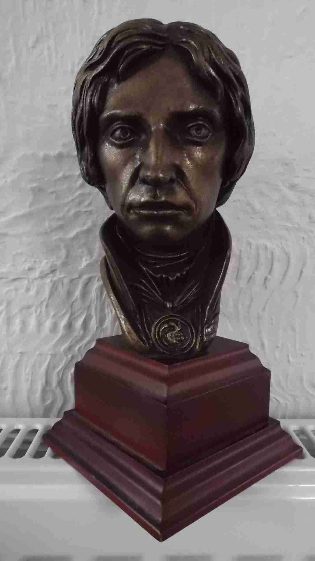 SOUVENIR BUST OF HORATIO NELSON