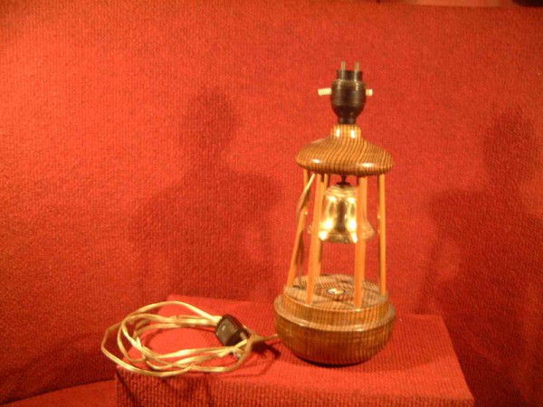 UNUSUAL WOODEN LAMP FROM THE P&O LINE VESSEL THE CHUSAN
