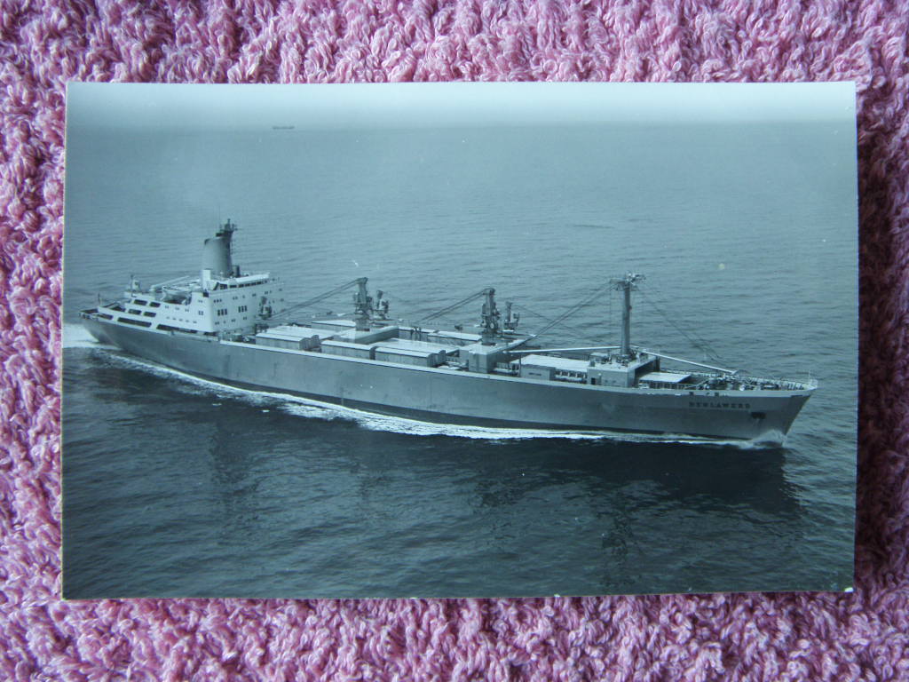 ORIGINAL B/W PHOTOGRAPH OF THE BEN LINE VESSEL THE BENLAWERS