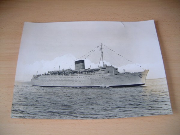 MAIDEN VOYAGE PHOTOGRAPH OF THE CUNARD LINE VESSEL CARONIA