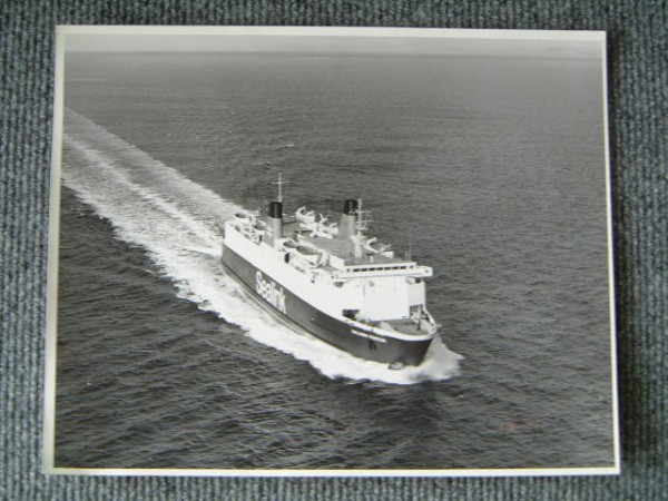 ORIGINAL PHOTOGRAPH OF THE VESSEL GALLOWAY PRINCESS