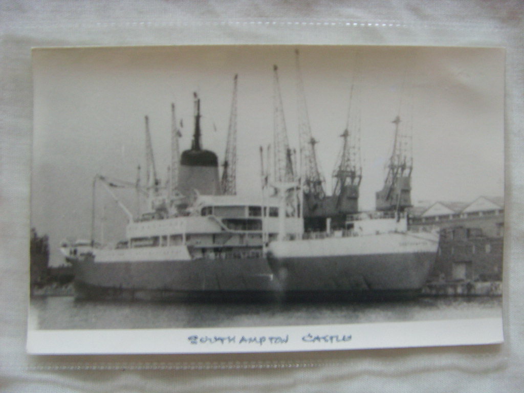 ORIGINAL B/W PHOTOGRAPH OF THE UNION-CASTLE LINE VESSEL THE SOUTHAMPTON CASTLE