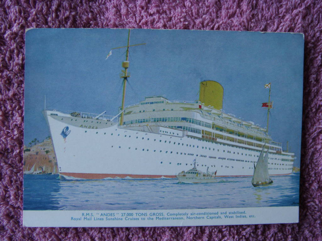 ORIGINAL COLOUR POSTCARD/PICTURE OF THE ROYAL MAIL LINES VESSEL THE RMS ANDES