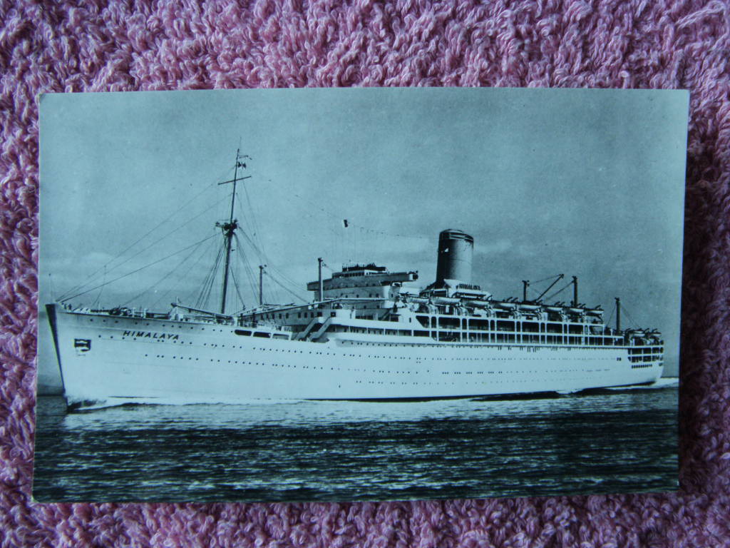 ORIGINAL B/W POSTCARD OF THE P&O VESSEL THE HIMALAYA