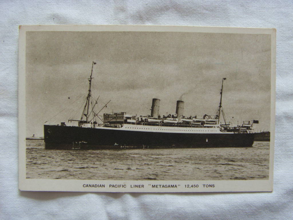 UNUSED B/W POSTCARD OF THE CANADIAN PACIFIC LINE VESSEL THE METAGAMA