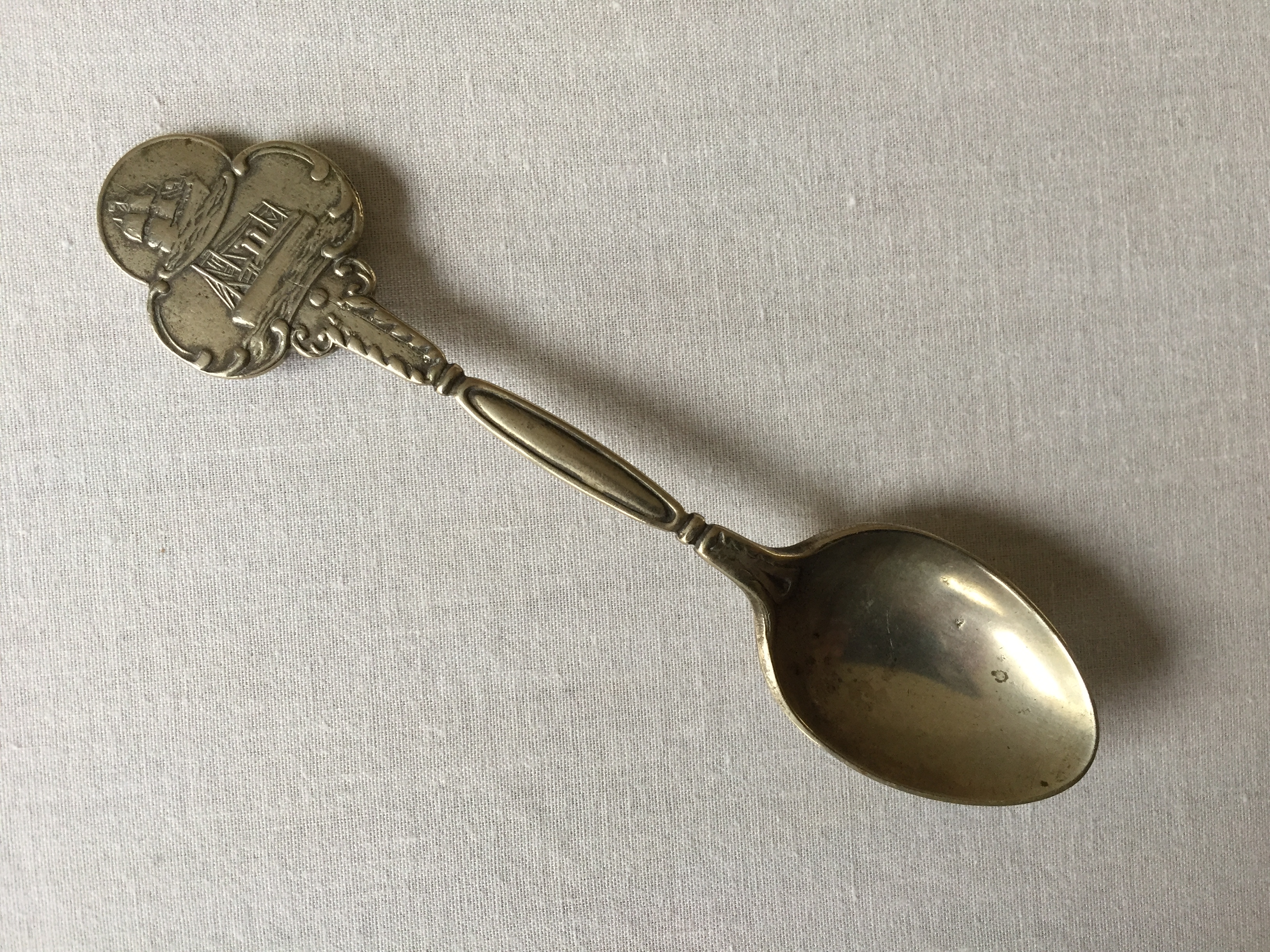SOUVENIR SPOON FROM AN UNKNOWN SHIPPING VESSEL