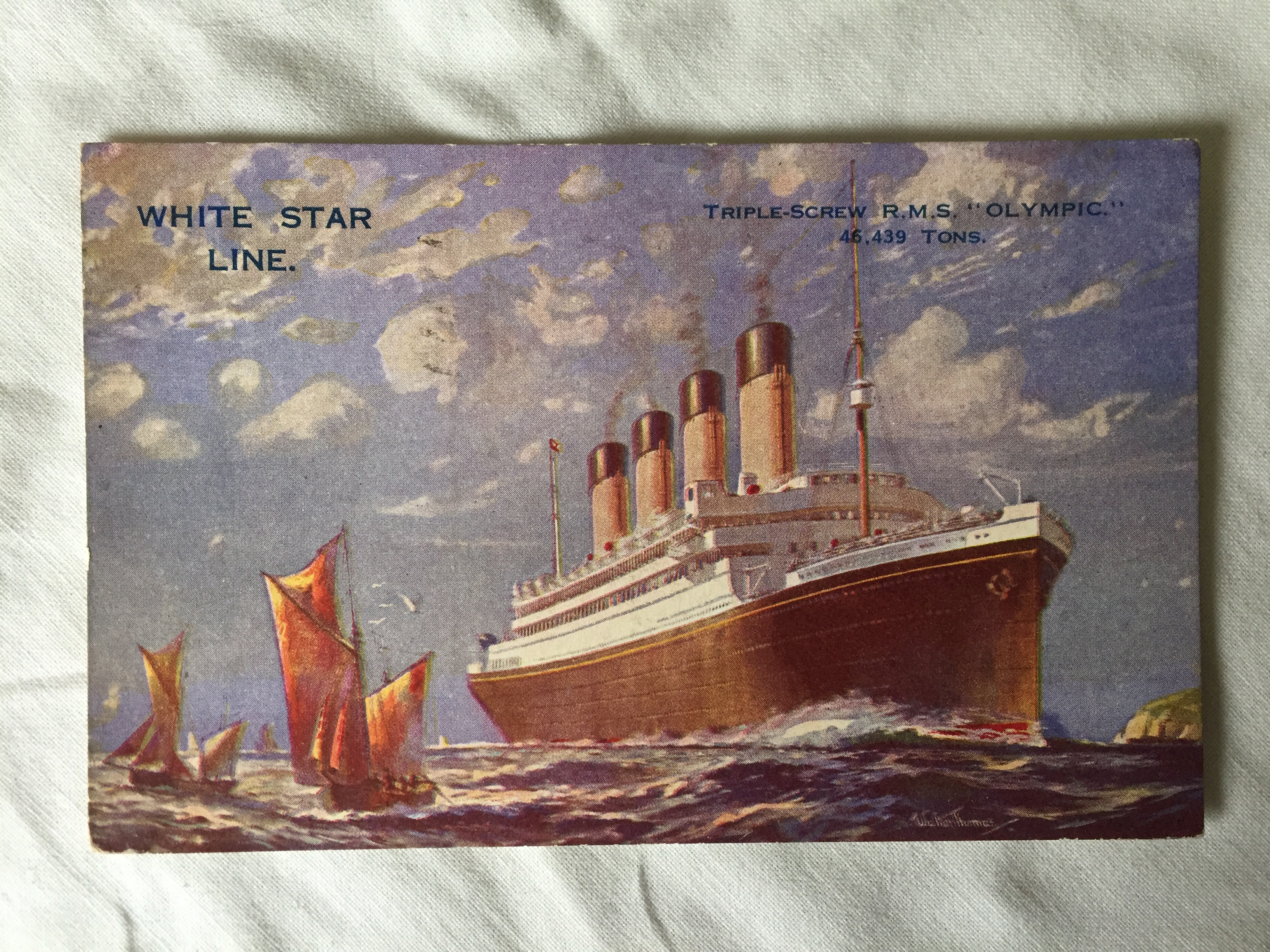 UNUSED COLOUR POSTCARD FROM THE CUNARD WHITE STAR LINE VESSEL THE RMS OLYMPIC